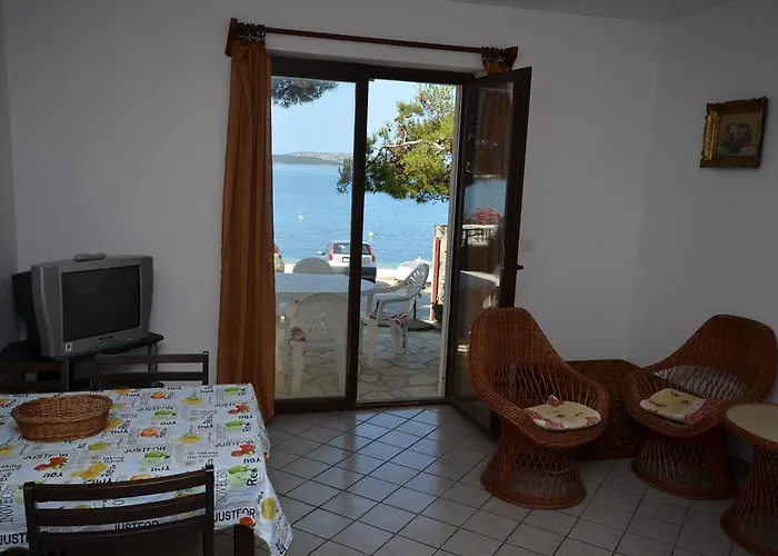 Veljko * 布罗达里卡