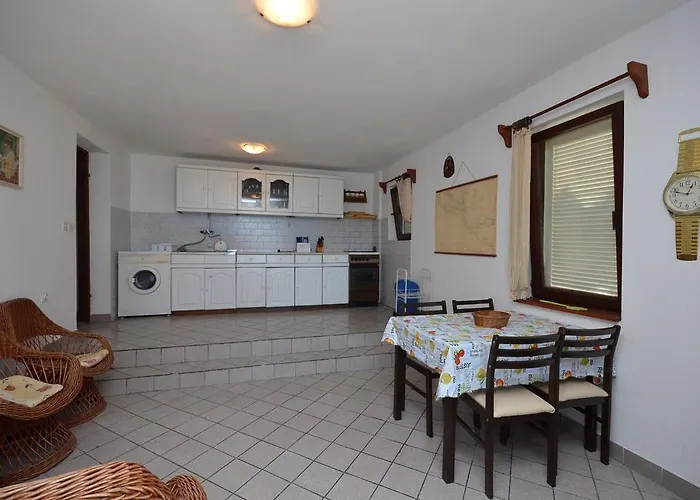 Veljko * 布罗达里卡