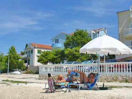 公寓 Veljko 布罗达里卡